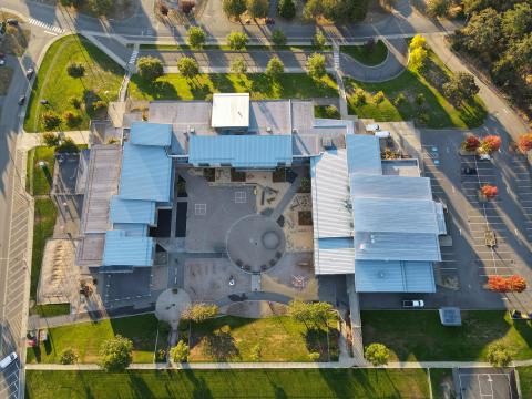 Aerial photo of  École John Stubbs Memorial School.